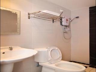Rose Cottage Hotel Taman Impian Senai Johor Bahru Exterior foto